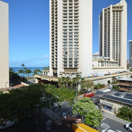 Sea Shore 75 Steps From Waikiki Beach And Sleeps 1 - 3! Apartment Honolulu Exterior photo