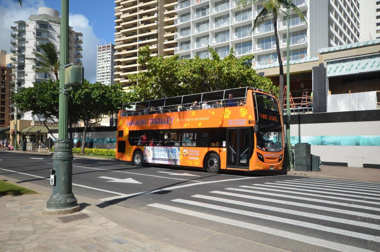 Sea Shore 75 Steps From Waikiki Beach And Sleeps 1 - 3! Apartment Honolulu Exterior photo