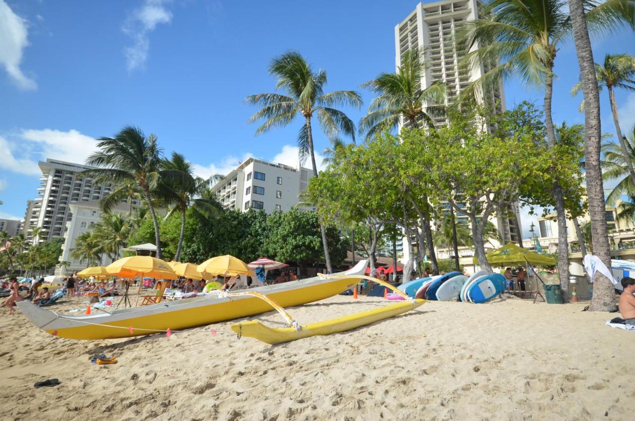 Sea Shore 75 Steps From Waikiki Beach And Sleeps 1 - 3! Apartment Honolulu Exterior photo